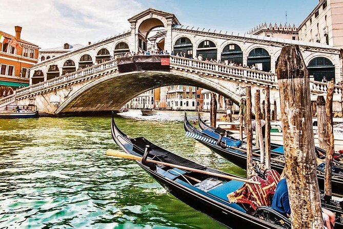 Morning Magic: Venice City Walk and Gondola Tour - Rialto Bridge and the Grand Canal