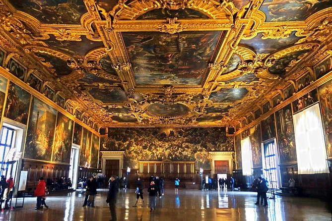 Morning Venice Walking Tour plus Doge's Palace Guided Visit - Why the 9 a.m. start works so well