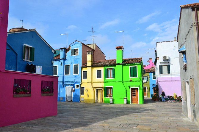 Murano and Burano Islands Semi-Independent Tour - Should you book it?