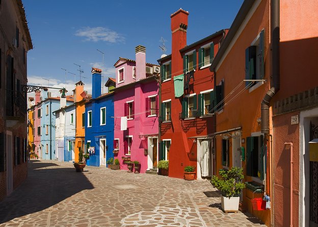 Murano, Burano and Torcello Half-Day Sightseeing Tour - Murano: a quick look at Venice’s glass tradition