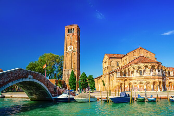 Murano & Burano Islands Guided Small-Group Tour by Private Boat - Price and what the private boat adds