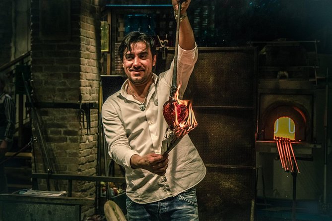 Murano Glass Blowing Demonstration - The Glass Cathedral - Is the $16.94 price good value?