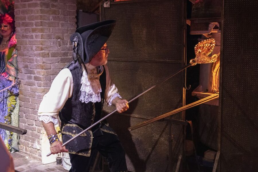 Murano: Glass Blowing Demonstration with Optional Drinks - Add a drink or keep the ticket simple