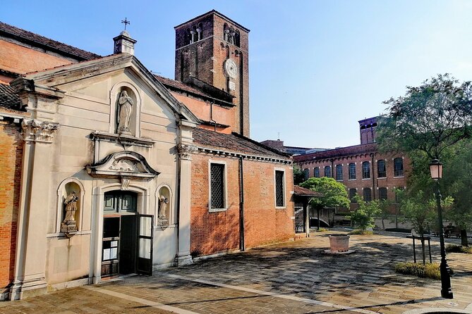 Off the Beaten Path Walk in Venice - The Zattere promenade and Venice’s working waterfront