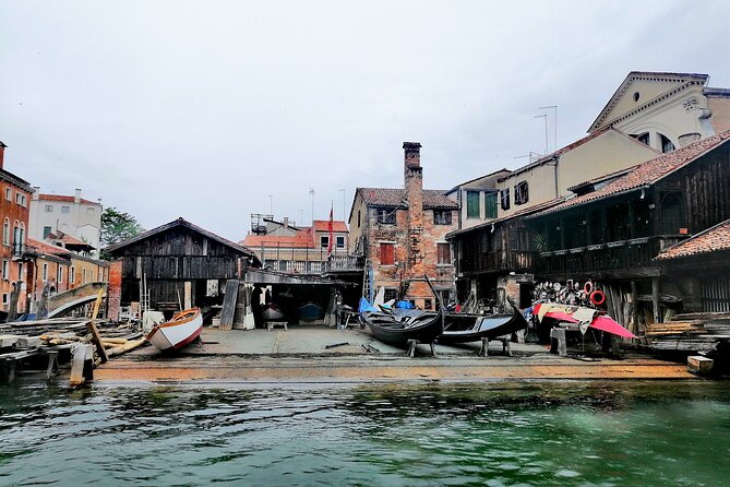 Off the Beaten Path Walk in Venice - Punta della Dogana gives the walk a memorable finish
