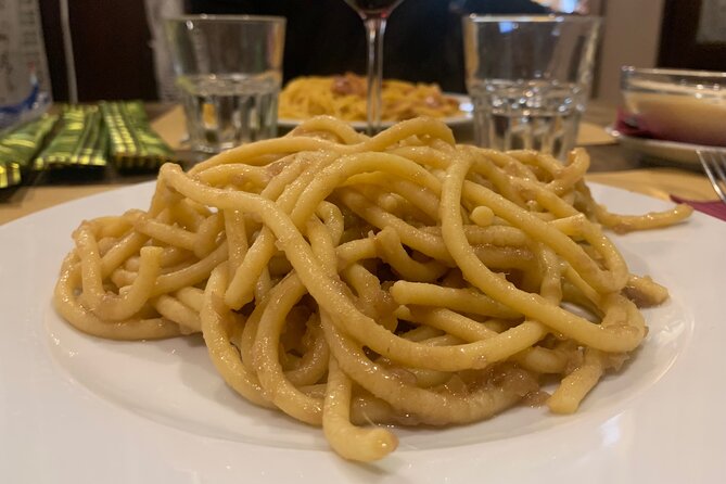 Old Taverns and Rialto Market Food Adventure (come hungry!) - Two Venetian pastas and an old-school dish