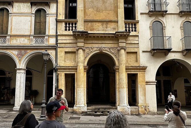 Palladio. A wonderful live tale through time&soul, from Ve/Pd/Vr - Palazzo Valmarana Braga gives the day a private welcome