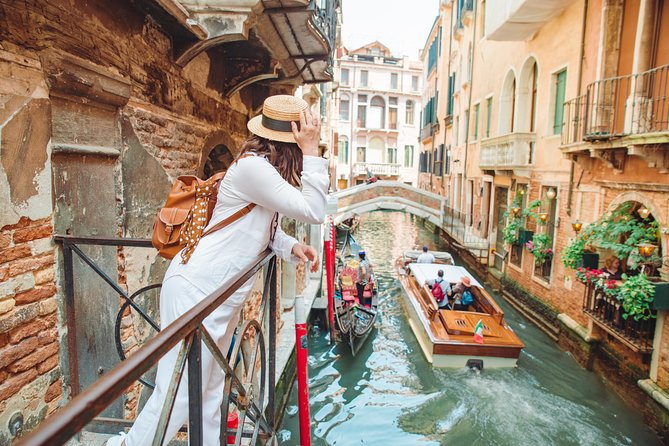 Photographer, Professional Photo shoot - Venice - Who gets the best value