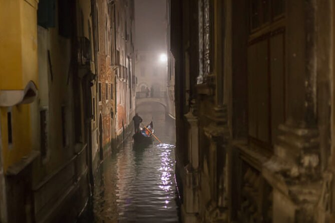 Photography workshop in the magical Venice (3h) - Starting at Santa Lucia station