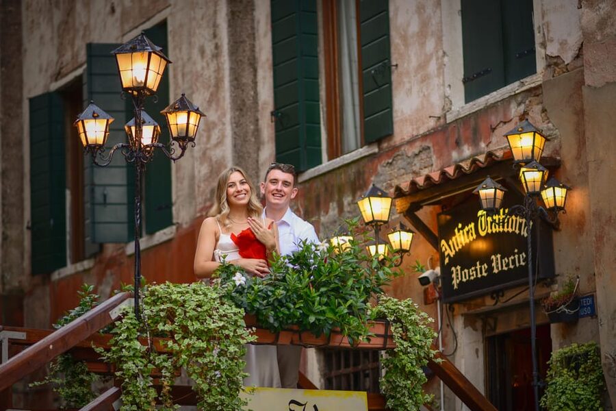 Photoshoot in Venice: Your Story, Our Lens - Book Now! - Who should book this experience