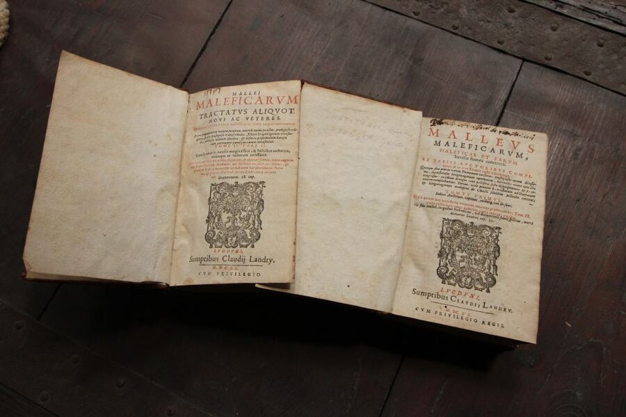Prisons' Palace: Maleficia, Inquistion torture tools - The women’s cell and the human cost
