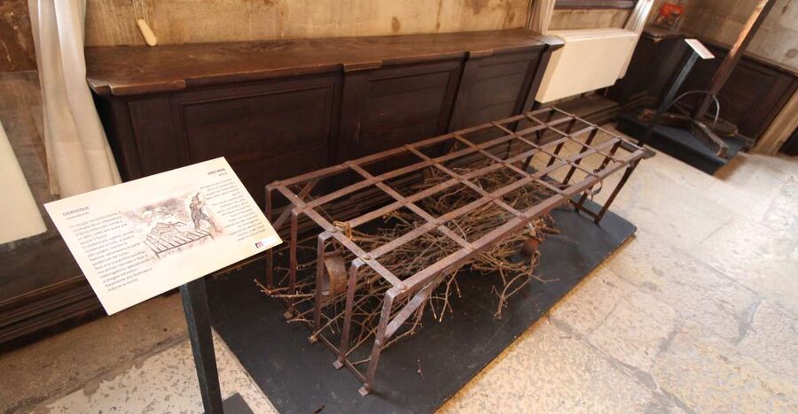 Prisons' Palace: Maleficia, Inquistion torture tools - Should you book the Maleficia exhibition?