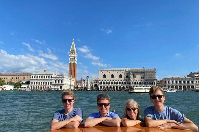 Private 3 hrs Venice Tour: St Mark's, Walking tour & Boat tour - Campo Santa Maria Formosa and the Castello lanes