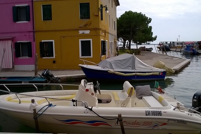 Private Boat Tour to Murano, Burano and Torcello - Three islands, three very different moods