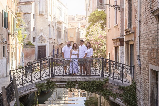 Private Gondola Ride and Photoshoot - What Giada’s photography style adds