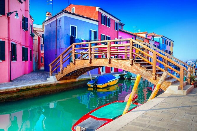 Private Murano and Burano VIP Venice Boat Tour - Burano in one colorful hour