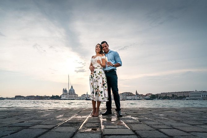 Private Photo Shoot & walking tour - Marco Gaggio, Giordana, and the personal touch