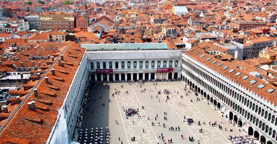 Private Saint Marks square and the Highlights of Venice - Saint Mark’s Basilica from the outside