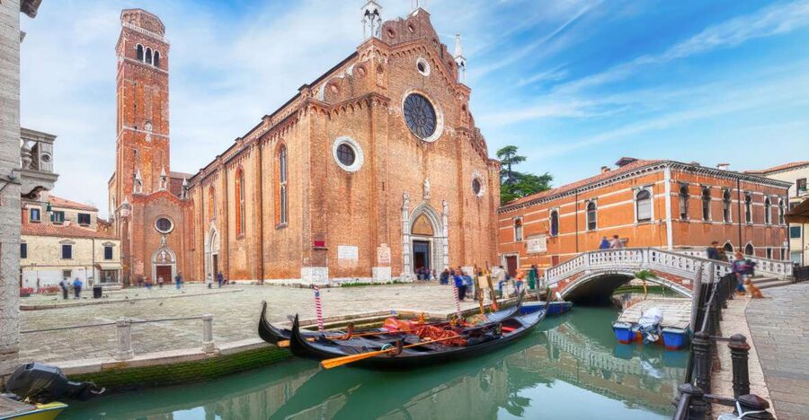 Private tour Rialto area and Frari Church 2-Hour Tour - Crossing Antonio Da Ponte’s Rialto Bridge