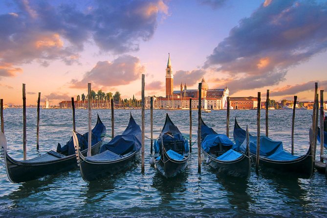 Private Tour: Venice Gondola Ride with Serenade - The Grand Canal and Venice’s Gothic palaces