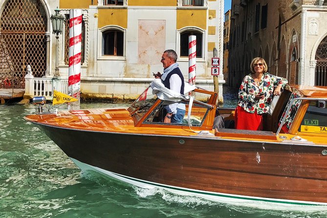 Private transfer from hotel in Venice To VCE airport - The Personal Assistance Is More Than a Greeting