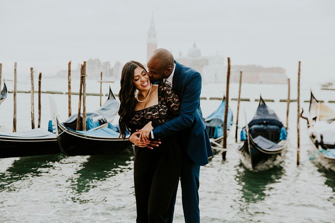 Private Vacation Photography Session with Local Photographer in Venice - What you receive for $325
