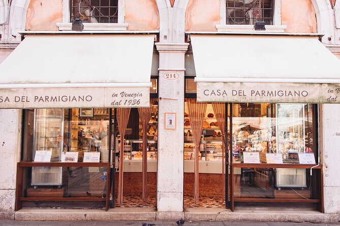 Private Venice Street Food Tour with a Sommelier - Seafood, cheese, gelato, and included drinks