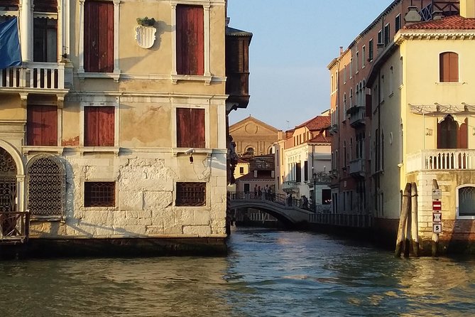 Private Venice walking tour plus Murano island lunch and glass factory visit - Key points to know before booking