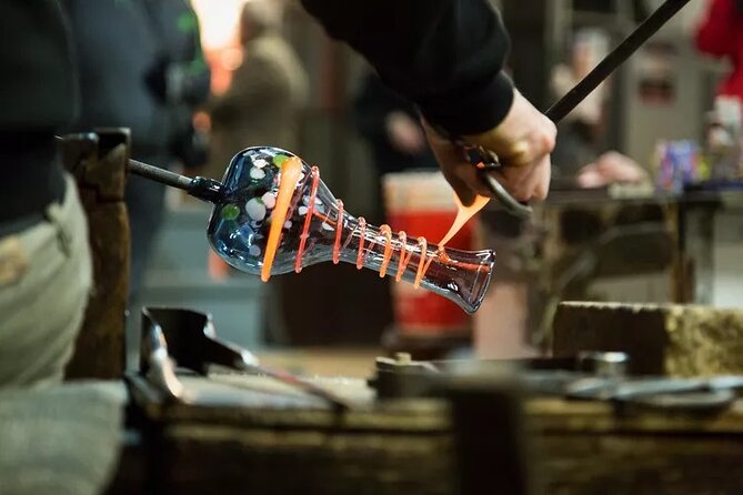 Private Visit to Murano Glass Factory - Master Glassmaker - Unique Pieces - The price: fair for a private introduction