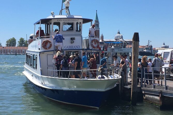 Punta Sabbioni to Venice Round-Trip Boat Ticket - Arriving at Riva degli Schiavoni