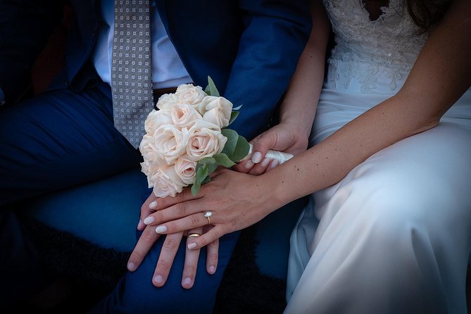 Renew your wedding vows on a romantic gondola - Is $914.51 good value for two?