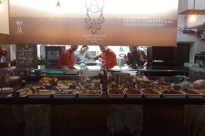 Rialto Food Tour and Gelato Tasting with a Local Guide - Campo Santa Maria dei Miracoli