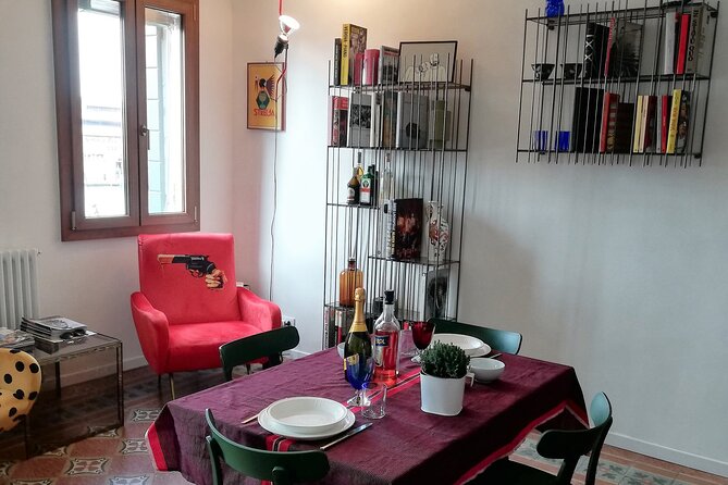 Rialto Market & Seafood Cooking Class in Murano - Who should book this seafood class?