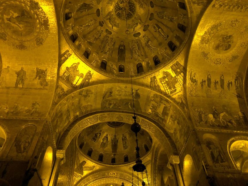 Saint Mark's and Doge's Palace: VIP After Hours Tour - Timing, language, and practical details