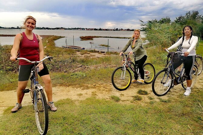 Sant’Erasmo Bike Tour in Venice’s Green Island - Cycling through fields and salt marshes