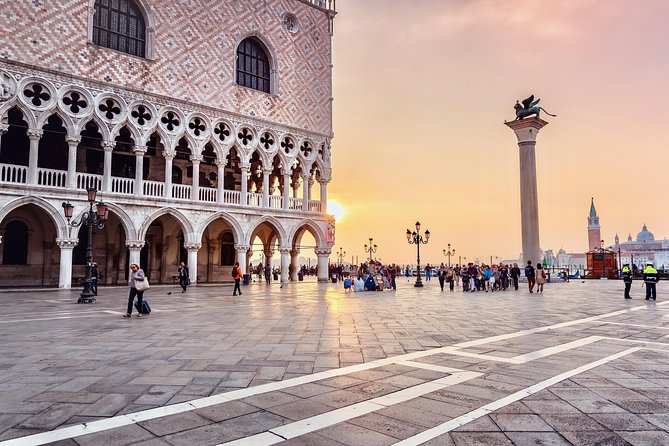 Skip the line Doge's Palace Guided Walking Tour in Venice - Meeting in St. Mark’s Square