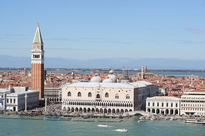 Skip the Line St Mark’s Basilica and Doge’s Palace Exclusive Tour - Why these two sights make a smart Venice tour