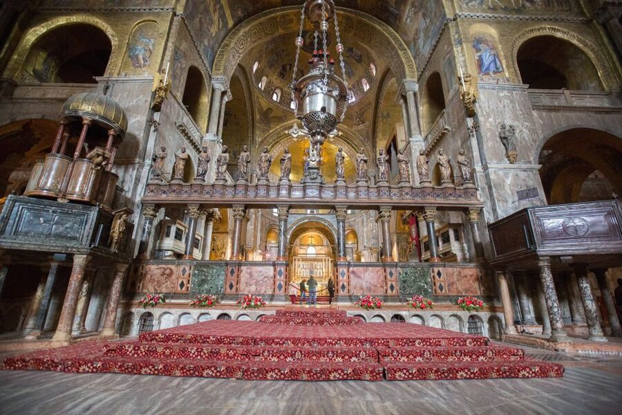 Skip the Line: St. Mark's Basilica Guided Tour - Key points at a glance
