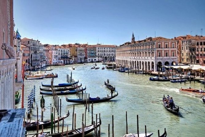 Skip-the-Line Venice Private Tour Including St Mark Doges Palace & Gondola Ride - The gondola ride adds the right final note