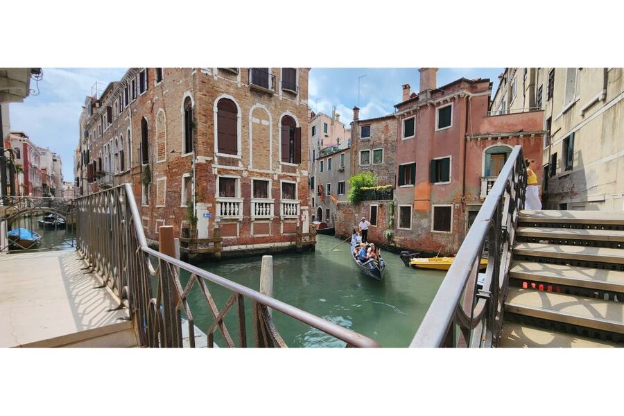 Spider-Man, The Tourist & all Movie Locations in Venice - What you receive after the walk