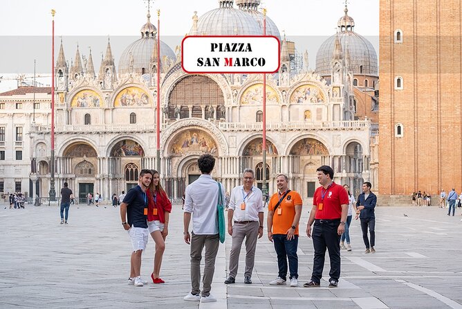 St. Mark Basilica: The Shining Cathedral Tour - 3 Basilicas Pass - Clothing, identification, and bags