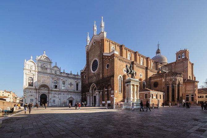 St. Mark's Basilica & Doge Palace + Murano, Burano Guided Tour - Starting around St. Mark’s Square