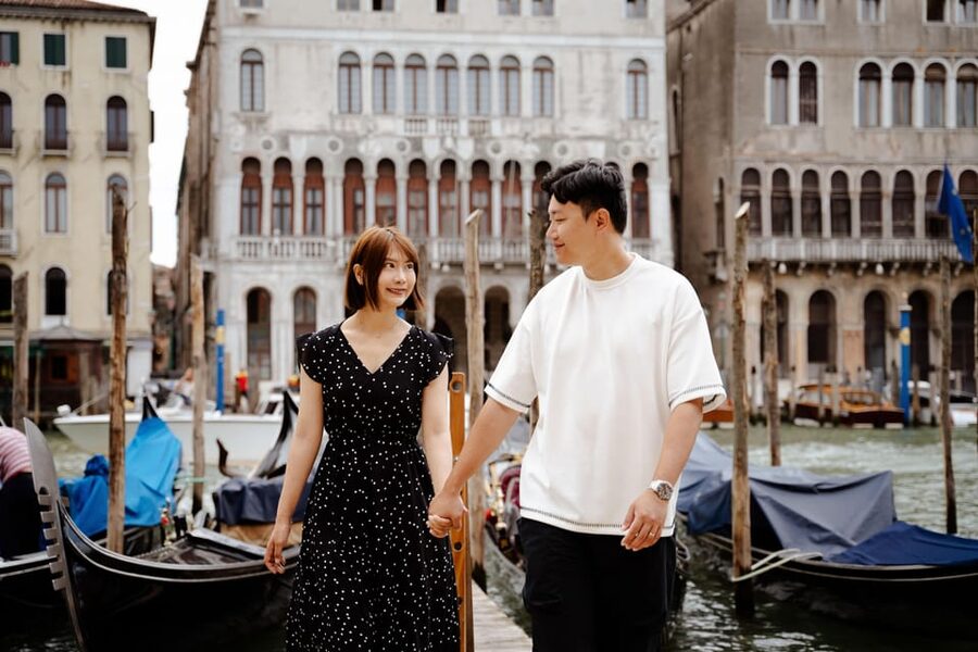 Stylish Photoshoots in Venice - What you receive after the session