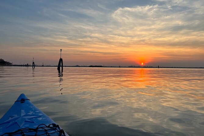 Sunset Kayak Tour in Venice: Discovering the City’s Canals - The sunset and lagoon section