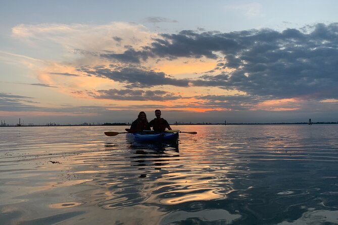 Sunset Kayak Tour in Venice: Discovering the City’s Canals - Starting at Società Canottieri Francesco Querini