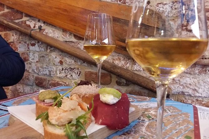 Tapas & Wines through secret Venice - Campo Santa Margherita and a look at local evening life