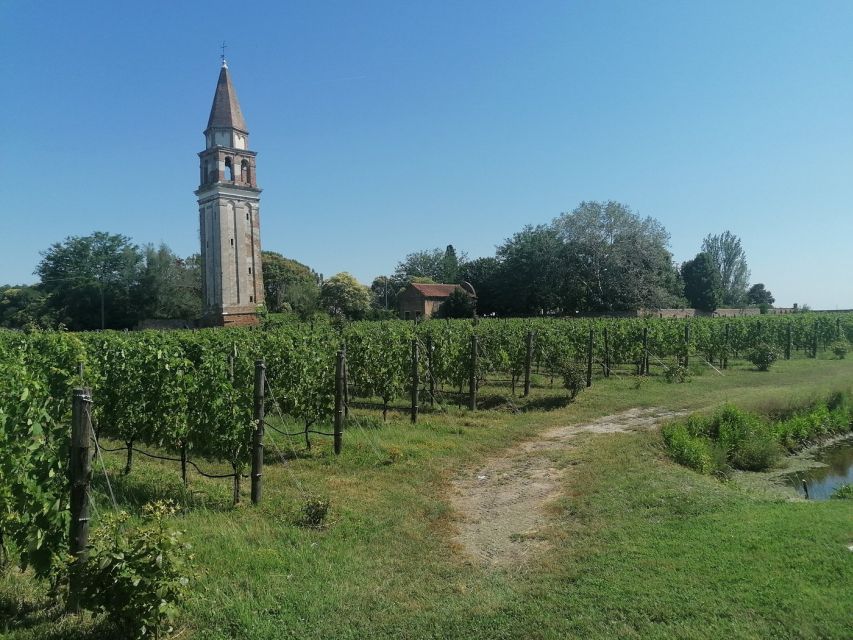 The islands of Venice. Torcello Burano Murano - Murano and the heat of the glass furnace