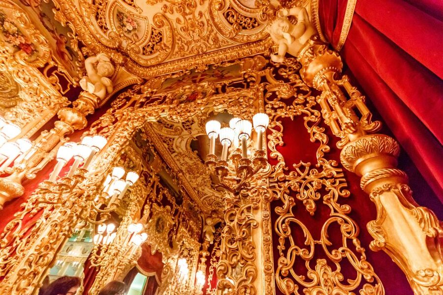 The Majestic Teatro La Fenice: Guided Tour in Venice - Why the theater’s rebuilding story matters