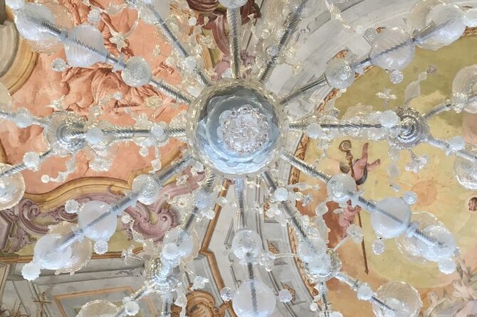 The Murano Glass Museum in Venice - Following the first-floor collection from the 15th century onward