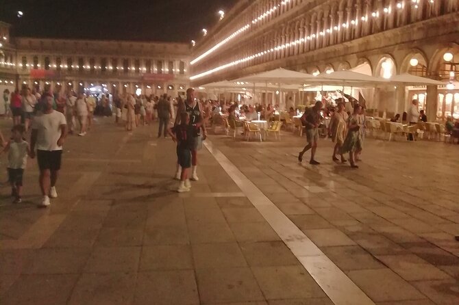Tour of Venice between Art, History, Legend and Secrets - What the guide can add to the walk